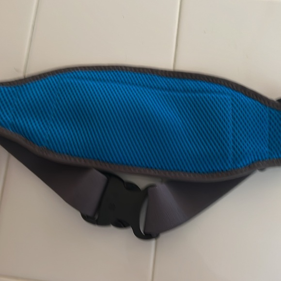 Amphipod lite running belt EUC - Picture 2 of 4